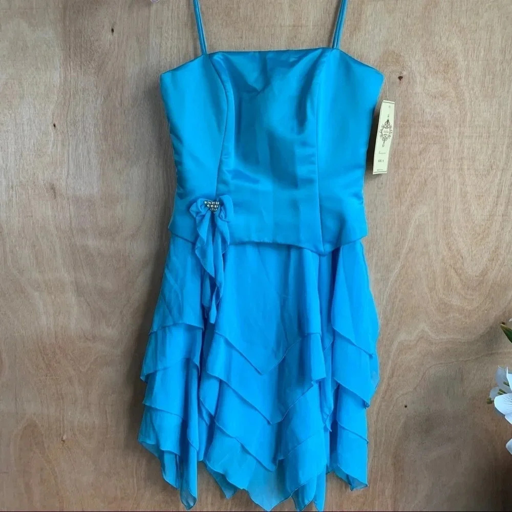 **NEW Dollar Evening Wear Corset Dress